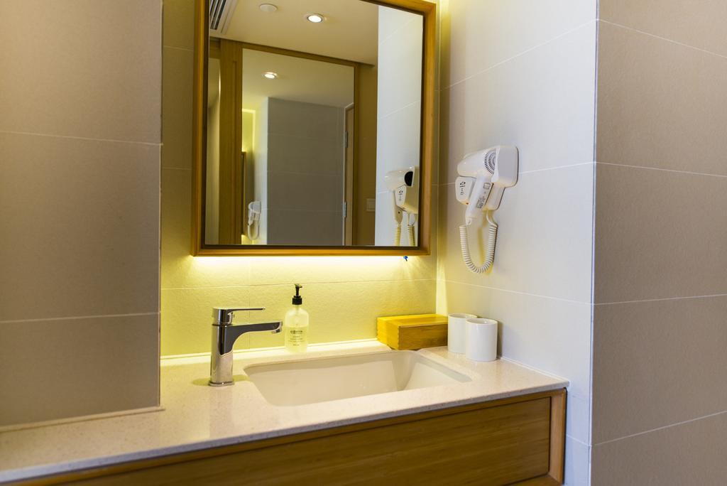 Ji Hotel Shanghai Lujiazui Zewnętrze zdjęcie