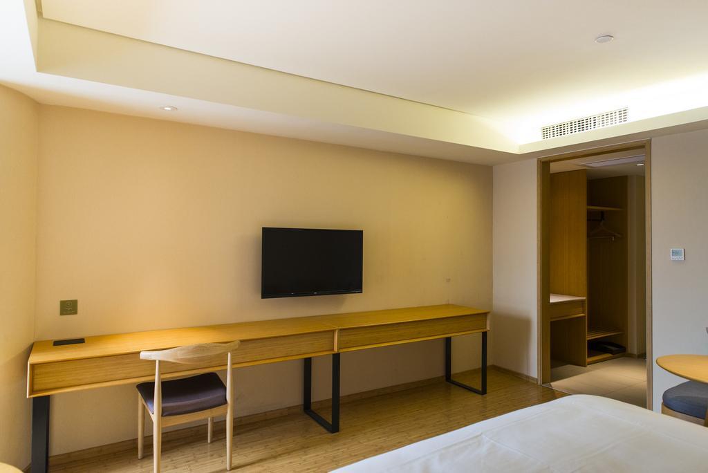 Ji Hotel Shanghai Lujiazui Zewnętrze zdjęcie